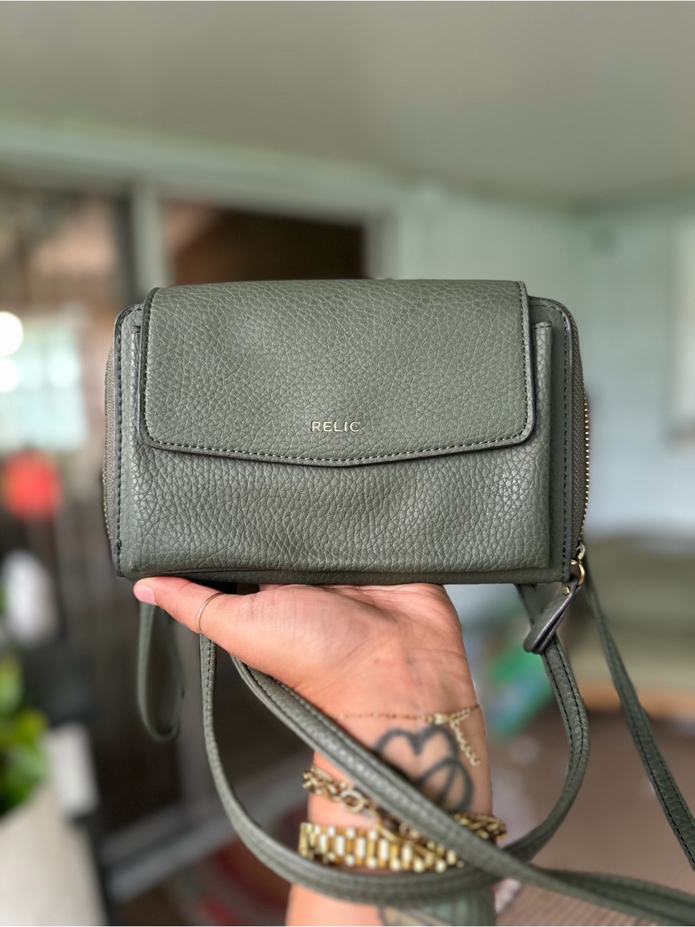 Relic Olive Pebbled Crossbody Wallet Purse